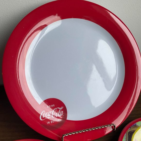 Everyday Gibson Coca-Cola Plates - Picture 3 of 7